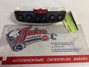 Used Panic lighting switch Fiat Punto II (188) 1.2 60 S Price on request offered by Autodemontage Joko B.V.