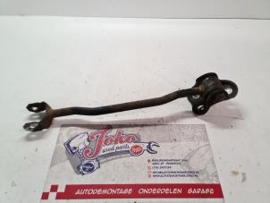 Used Rear torque rod, right Hyundai Matrix 1.8 16V Price on request offered by Autodemontage Joko B.V.
