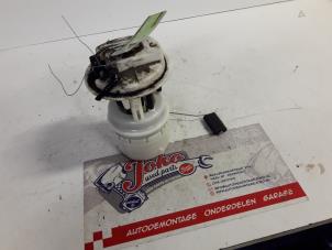 Usados Bomba eléctrica de combustible Peugeot 206 SW (2E/K) 1.4 Precio de solicitud ofrecido por Autodemontage Joko B.V.