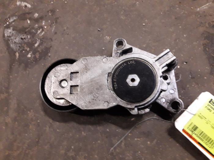 Usados Rodillo tensor correa múltiple Ford Focus 2 1.6 TDCi 16V 90 Precio de solicitud ofrecido por Autodemontage Joko B.V.