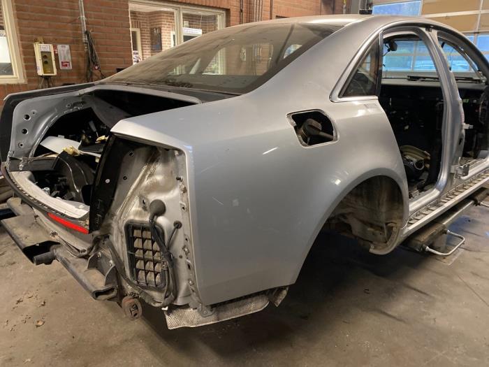 Używane Naroznik karoserii prawy tyl Audi A8 (D3) 4.2 V8 40V Quattro Cena na żądanie oferowane przez Autodemontage Joko B.V.