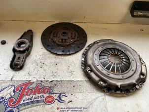 Used Clutch kit (complete) Seat Ibiza IV (6J5) 1.9 TDI 105 Price on request offered by Autodemontage Joko B.V.
