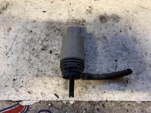 Used Windscreen washer pump BMW 3 serie (E90) 320i 16V Price on request offered by Autodemontage Joko B.V.