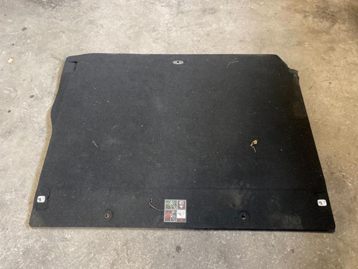 Boot mat from a Renault Scénic III (JZ) 1.6 16V 2011