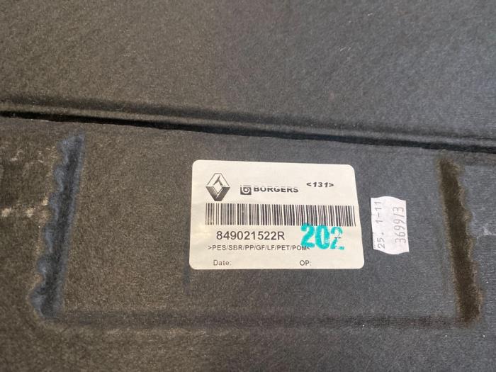 Boot mat from a Renault Scénic III (JZ) 1.6 16V 2011