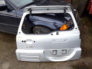 Używane Tylne drzwi samochodu dostawczego Honda CR-V (RD6/7/8) 2.0i 16V VTEC Cena na żądanie oferowane przez Autodemontage Joko B.V.