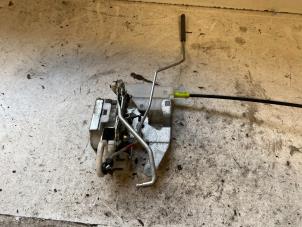 Used Door lock mechanism 2-door, right Toyota Aygo (B10) 1.0 12V VVT-i Price on request offered by Autodemontage Joko B.V.