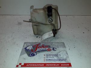 Used Front windscreen washer reservoir Toyota Starlet (EP7/NP7) 1.3 S,DX,XL,DL 12V Price on request offered by Autodemontage Joko B.V.