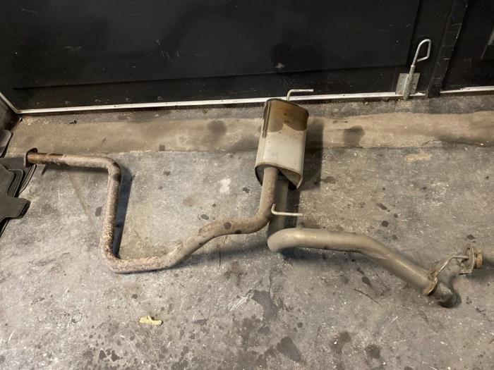 Gebrauchte Auspuff Enddämpfer Opel Astra J (PC6/PD6/PE6/PF6) 1.6 CDTI 16V Preis auf Anfrage angeboten von Autodemontage Joko B.V.