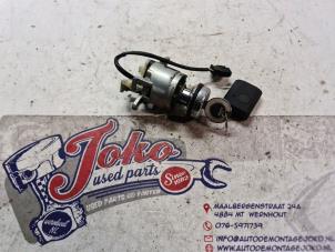 Used Rear lock cylinder Audi 80 (B3) 1.6 Price on request offered by Autodemontage Joko B.V.