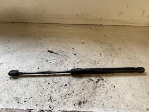 Used Rear gas strut, right Seat Altea XL (5P5) 1.4 TSI 16V Price on request offered by Autodemontage Joko B.V.