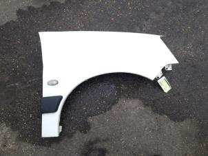 Used Front wing, right Peugeot Partner 1.9 D Price on request offered by Autodemontage Joko B.V.