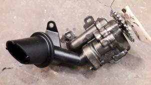 Ölpumpe van een Ford Transit 2.0 TDdi 16V 260S 2005