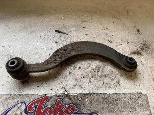 Used Rear upper wishbone, right Toyota Auris (E18) 1.8 16V Hybrid Price on request offered by Autodemontage Joko B.V.