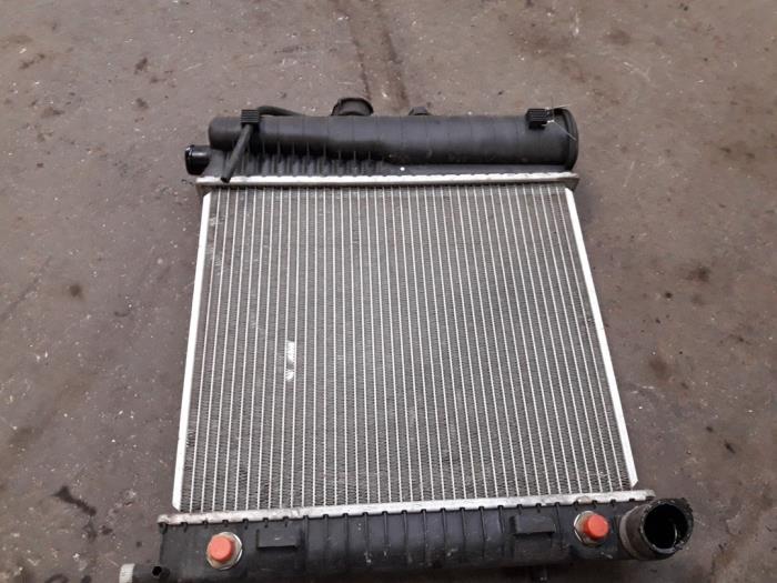 Usagé Radiateur Mercedes C Combi (S202) 1.8 C180T 16V Prix sur demande proposé par Autodemontage Joko B.V.