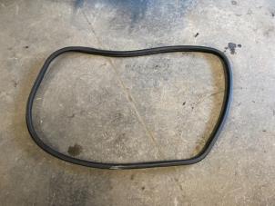 Used Rear door seal 4-door, left Peugeot 208 I (CA/CC/CK/CL) 1.4 HDi Price on request offered by Autodemontage Joko B.V.