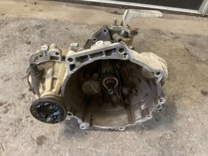 Gebrauchte Getriebe Volkswagen Polo V (6R) 1.2 TDI 12V BlueMotion Preis auf Anfrage angeboten von Autodemontage Joko B.V.