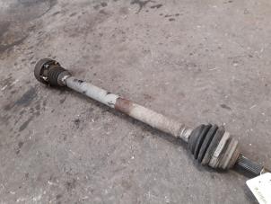 Used Front drive shaft, right Volkswagen Lupo (6X1) 1.7 SDi 60 Price on request offered by Autodemontage Joko B.V.