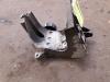 Air conditioning bracket from a Ford Ka I 1.3i 2004
