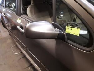 Used Wing mirror, right Peugeot 307 SW (3H) 1.6 16V Price on request offered by Autodemontage Joko B.V.