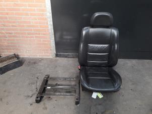 Used Seat, left Volkswagen Caddy III (2KA,2KH,2CA,2CH) 1.9 TDI Price on request offered by Autodemontage Joko B.V.
