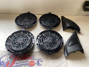 Used Speaker set Citroen C5 Aircross (A4/AC/AJ/AR) 1.2 e-THP PureTech 130 Price on request offered by Autodemontage Joko B.V.