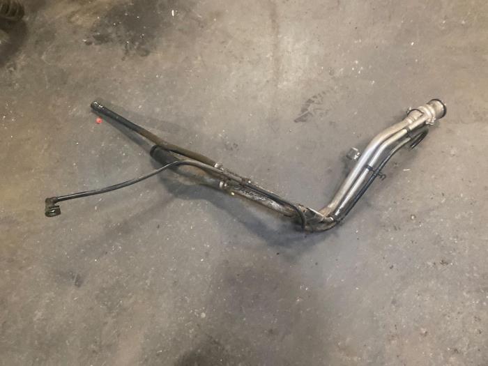 Fuel tank filler pipe from a Ford Focus 3 1.6 Ti-VCT 16V 125 2011