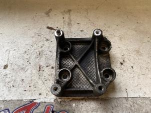Used Air conditioning bracket Citroen C4 Berline (LC) 1.4 16V Price on request offered by Autodemontage Joko B.V.