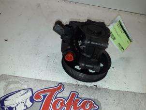 Used Power steering pump Ford Focus 1 1.6 16V Price on request offered by Autodemontage Joko B.V.