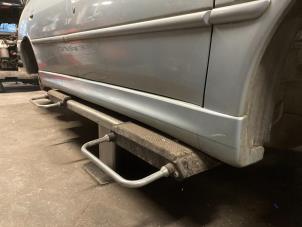 Used Side skirt, right Peugeot 306 Break (7E) 1.6i XR,XT,ST Price on request offered by Autodemontage Joko B.V.