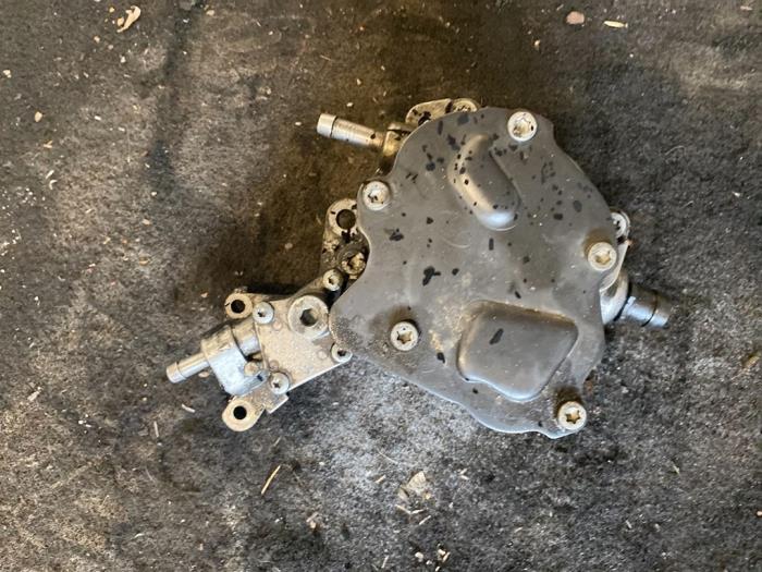 Begagnade Högtryckspump Volkswagen Passat Variant (3C5) 1.9 TDI Pris på förfrågan erbjuds av Autodemontage Joko B.V.