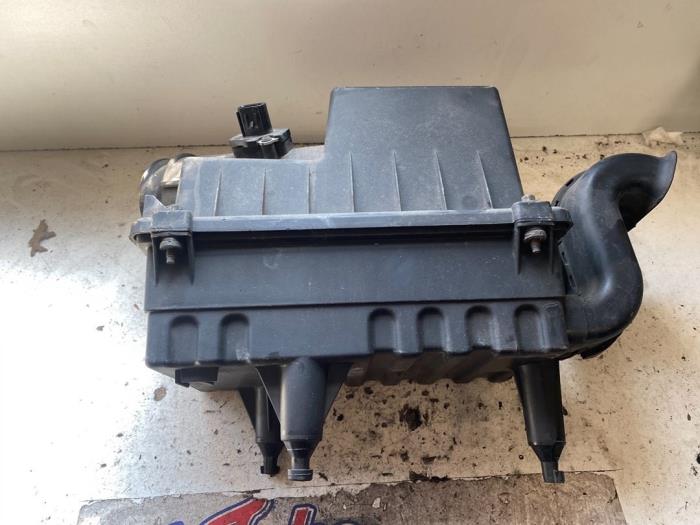 Begagnade Luftfilterhus Ford Transit Connect 1.8 TDCi 75 Pris på förfrågan erbjuds av Autodemontage Joko B.V.