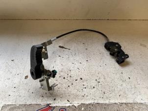 Used Minibus/van rear door lock mechanism Ford Transit Connect 1.8 TDCi 75 Price on request offered by Autodemontage Joko B.V.