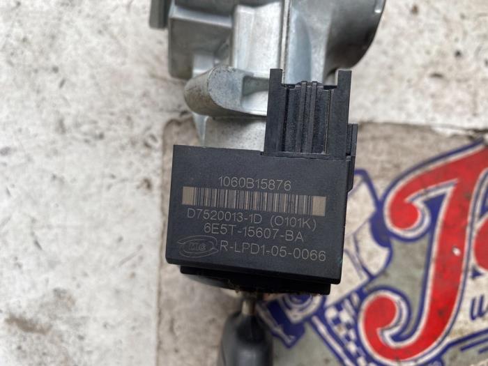 Engine management computer from a Ford Transit Connect 1.8 TDCi 75 2010
