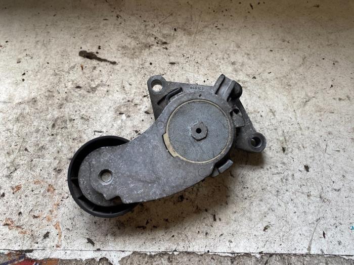 Gebrauchte Spanrolle multiriem Citroen Berlingo Cinqspace, Multispace 1.6 HDi 90 Preis auf Anfrage angeboten von Autodemontage Joko B.V.