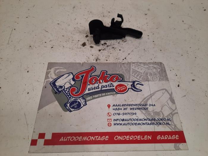 Begagnade Vevaxelsensor Peugeot 206 CC (2D) 1.6 16V Pris på förfrågan erbjuds av Autodemontage Joko B.V.