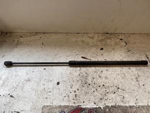 Used Bonnet gas strut, left BMW Mini One/Cooper (R50) 1.6 16V One Price on request offered by Autodemontage Joko B.V.