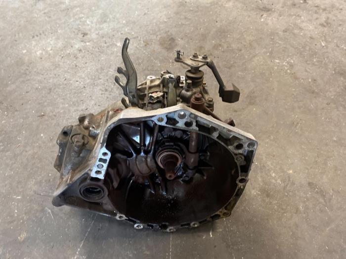 Gearbox Toyota Yaris II 1.0 12V VVT-i - 3030052410 1KRFE C551