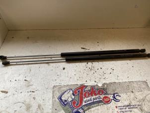 Used Rear gas strut, left Citroen Berlingo 2.0 HDi Price on request offered by Autodemontage Joko B.V.