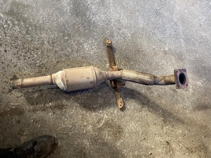 Usagé Catalyseur Volkswagen Caddy II (9K9A) 1.9 SDI Prix sur demande proposé par Autodemontage Joko B.V.