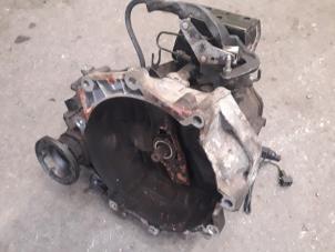 Used Gearbox Volkswagen Golf IV (1J1) 1.6 FSI 16V Price on request offered by Autodemontage Joko B.V.