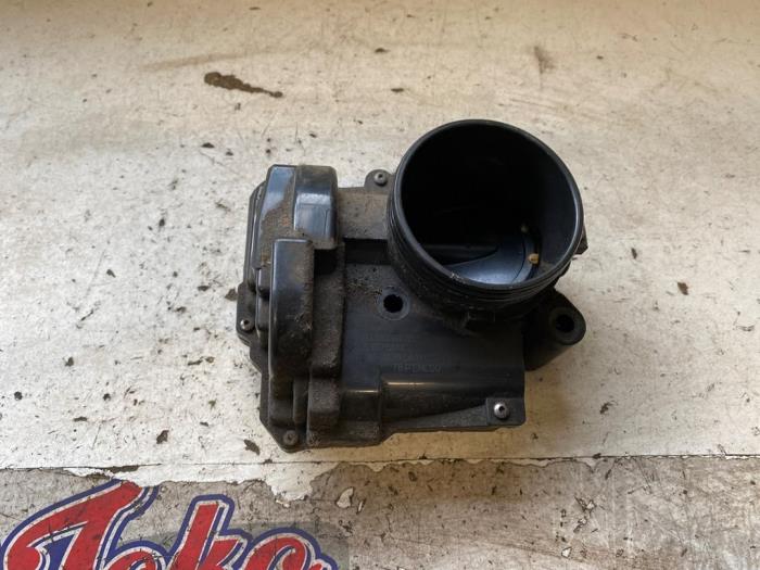 Gebrauchte Drosselklappengehäuse Peugeot 207/207+ (WA/WC/WM) 1.6 16V VTRi Preis auf Anfrage angeboten von Autodemontage Joko B.V.