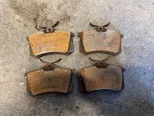 Used Rear brake pad Peugeot 207/207+ (WA/WC/WM) 1.6 16V VTRi Price on request offered by Autodemontage Joko B.V.