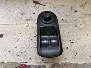 Used Multi-functional window switch Opel Movano (4A1; 4A2; 4B2; 4B3; 4C2; 4C3) 2.5 CDTI 16V DPF Price on request offered by Autodemontage Joko B.V.