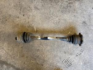 Used Front drive shaft, right Volkswagen Passat (3B3) 1.9 TDI 130 Price on request offered by Autodemontage Joko B.V.