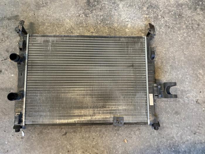 Used Radiator Nissan Qashqai (J10) 2.0 16V Price on request offered by Autodemontage Joko B.V.