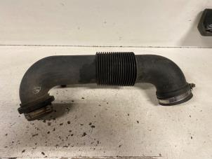 Used Air intake hose Mercedes B (W245,242) 2.0 B-180 CDI 16V Price on request offered by Autodemontage Joko B.V.