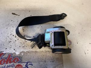 Used Rear seatbelt, left Mercedes B (W245,242) 2.0 B-180 CDI 16V Price on request offered by Autodemontage Joko B.V.