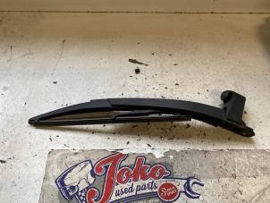 Used Rear wiper arm Mercedes B (W245,242) 2.0 B-180 CDI 16V Price on request offered by Autodemontage Joko B.V.