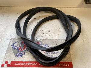 Used Front door seal 4-door, right Mercedes B (W245,242) 2.0 B-180 CDI 16V Price on request offered by Autodemontage Joko B.V.